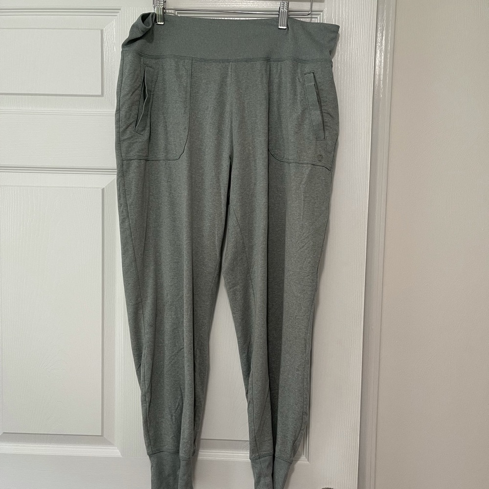 Balance Collection Joggers Heather Sage Green XL